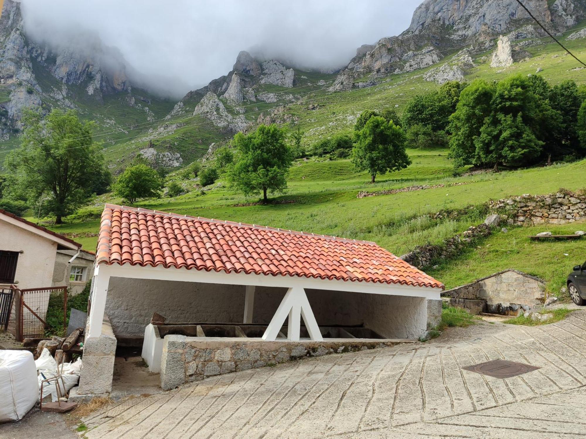 Willa La Casina De Tielve De Cabrales Dentro Del Parque Nacional Picos De Europa Zewnętrze zdjęcie